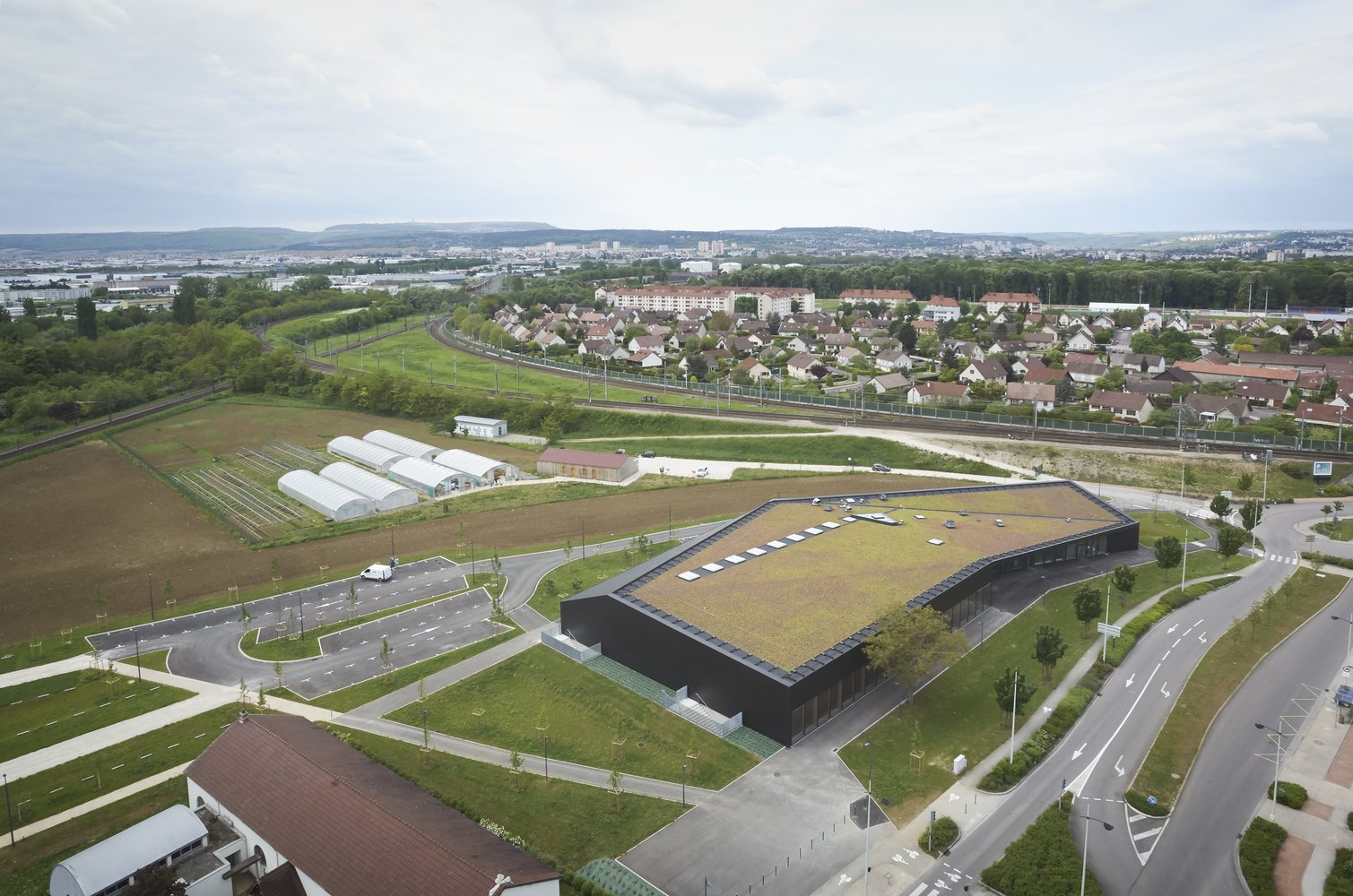  Longvic ľĿحDietrich | Untertrifaller Architekten + Snchal-Auclair Architectes