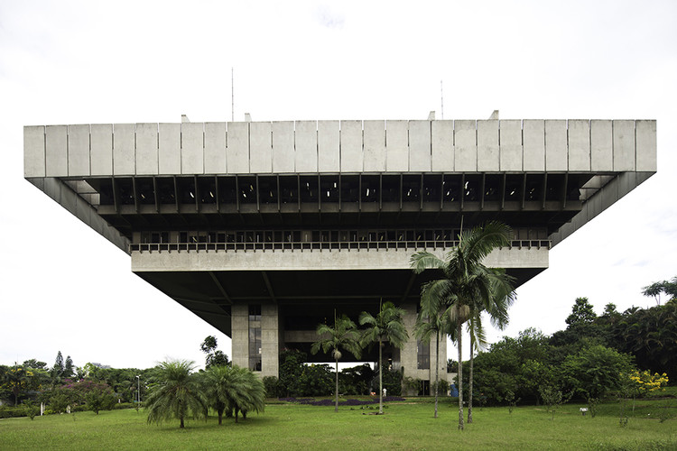 Cortesa de Aflalo y Gasperini Arquitectos